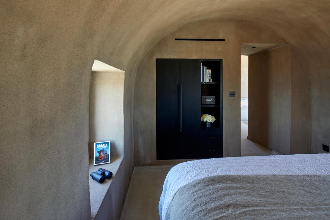 Santorini Sky, The Lodge Pyrgos Kallistis Exterior foto